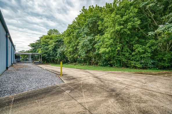159 W Turn Table Rd, Sparta, TN 38583
